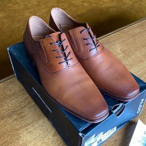 BRAND NEW IN BOX aldo mens brown shoes